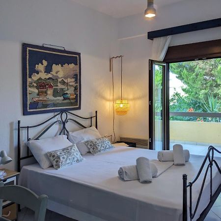 Melina Apartments Nikiti  Luaran gambar